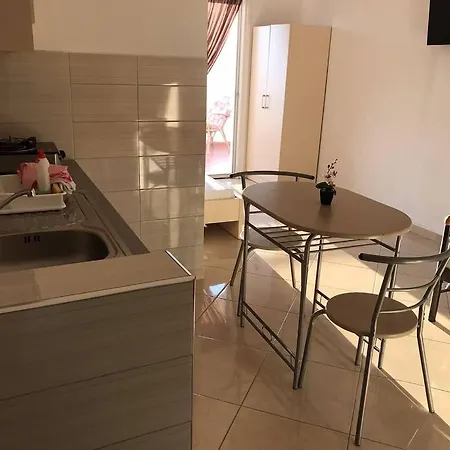 Flamuri Sarande