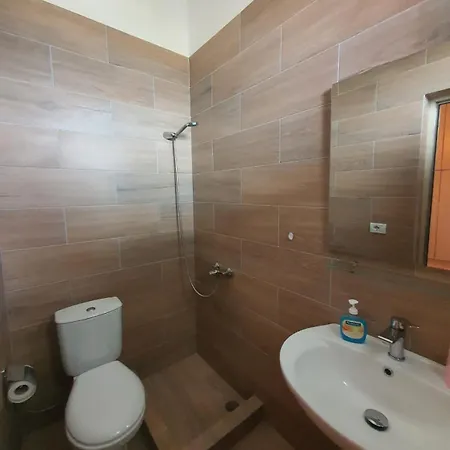 Apartament Flamuri *