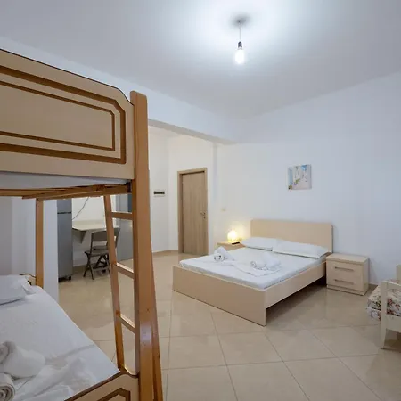 Flamuri Sarande