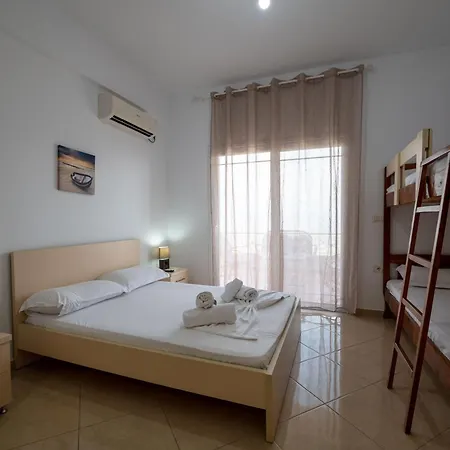 Apartment Flamuri
