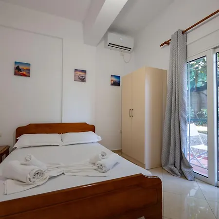 Flamuri Apartment
