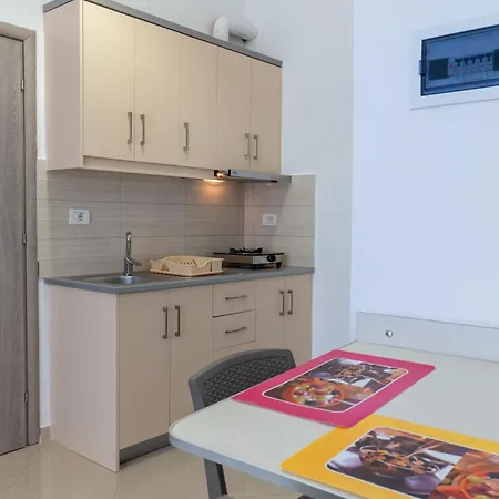 Apartment Flamuri