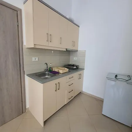 Flamuri Apartment